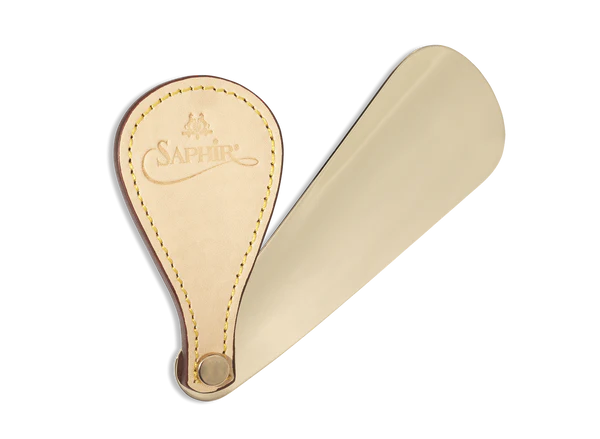 SAPHIR MEDAILLE D'OR - BRASS SHOE HORN WITH LEATHER FOB - SMALL